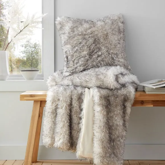 Catherine Lansfield Arctic Fox Throw Blanket 130cm x 170cm 4