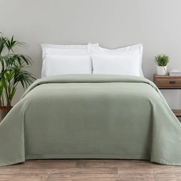 Spencer Pinsonic Bedspread 1