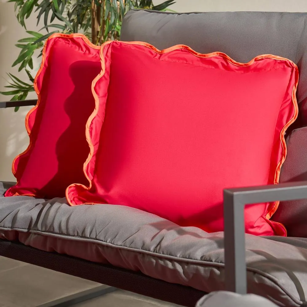 OHS 2 x Scallop Edge Garden Cushion Covers Outdoor Water Resistant in Bright Pink