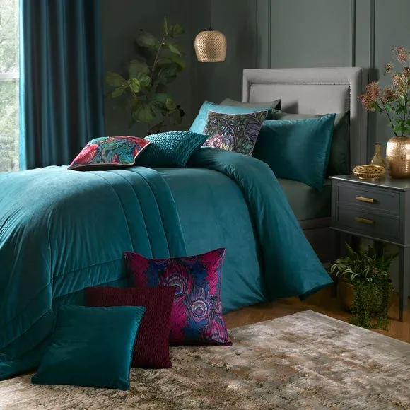 Montrose Duvet Cover & Pillowcase Set 4