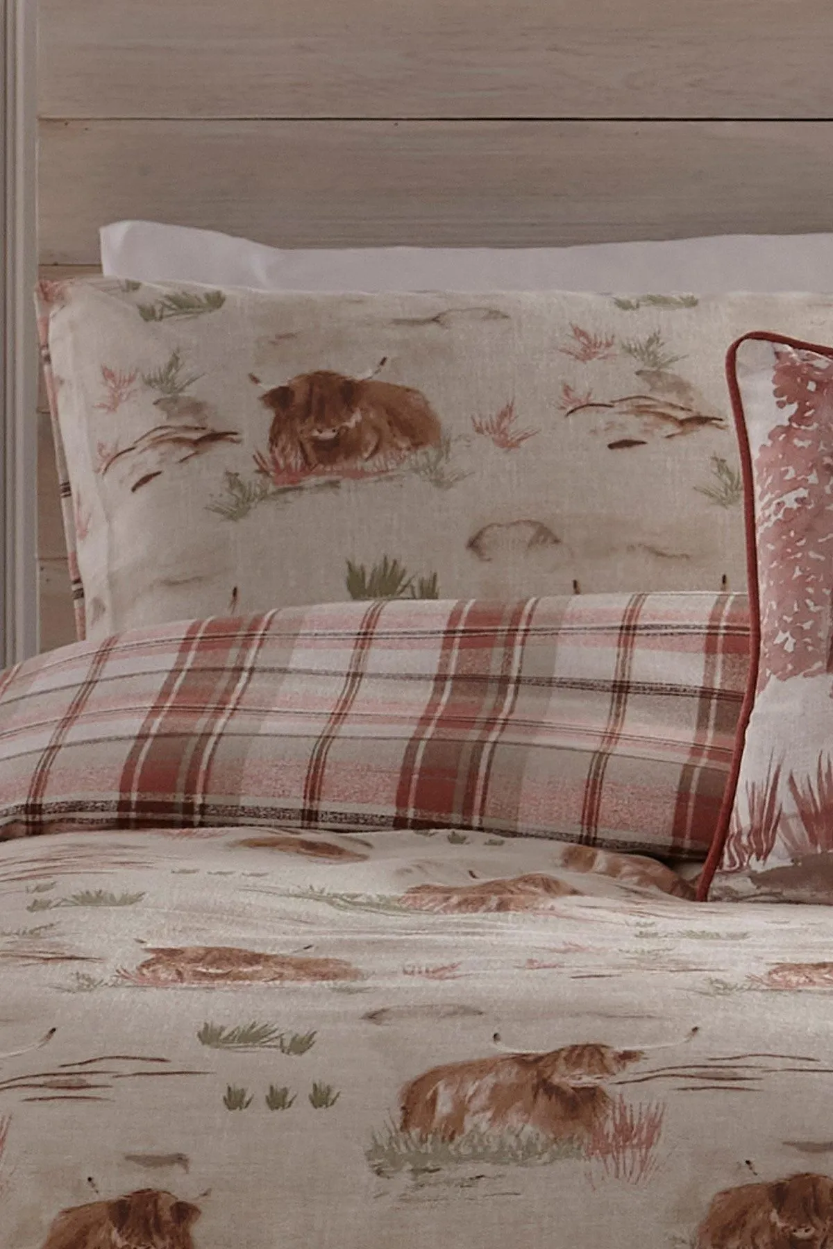 Dreams & Drapes 'Hanson Highland Cow' Brushed Cotton Duvet Cover Set in Terracotta 2