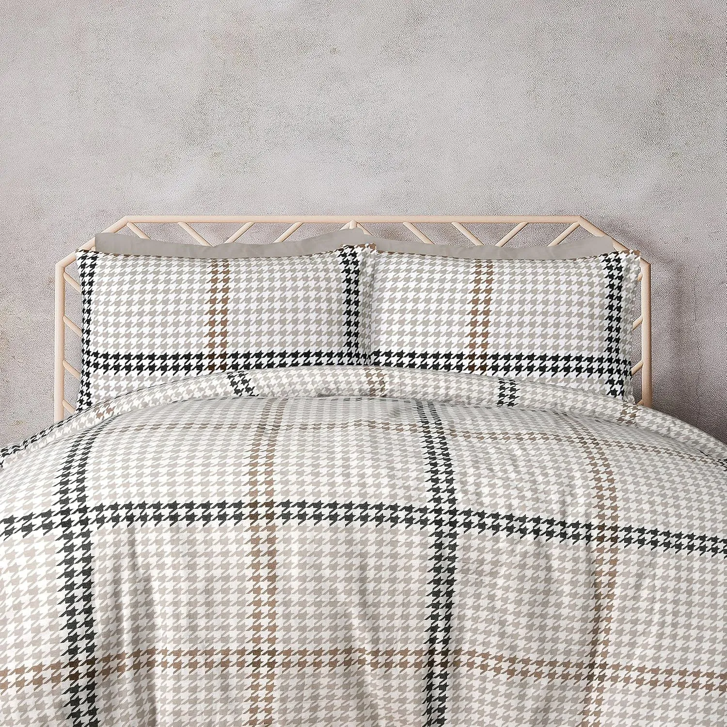 Smart Living Luxury Easy Care Houndstooth Check Brushed Cotton Duvet Cover Set in Natural