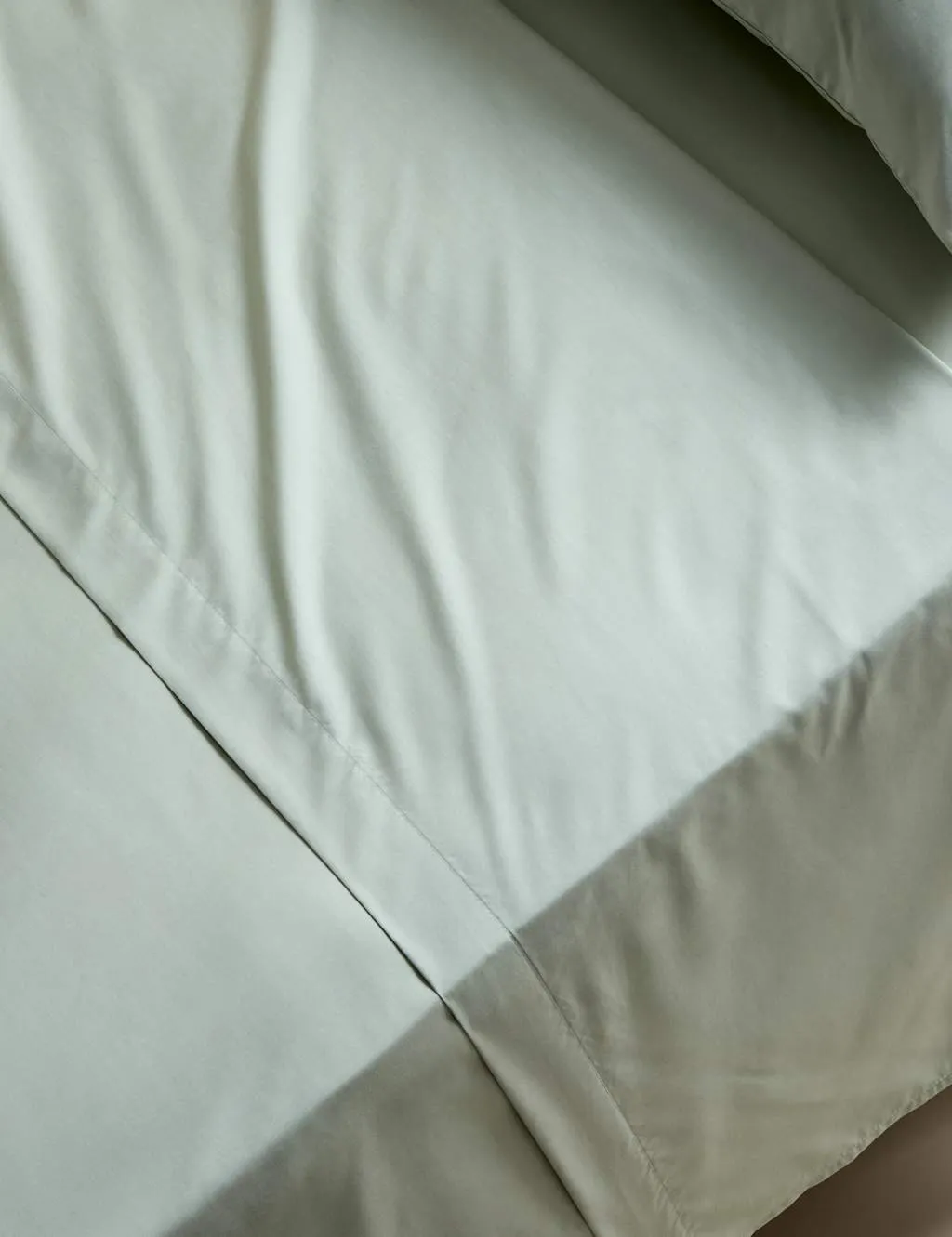 M&S Stay Cool Lyocell Rich Flat Sheet Sage