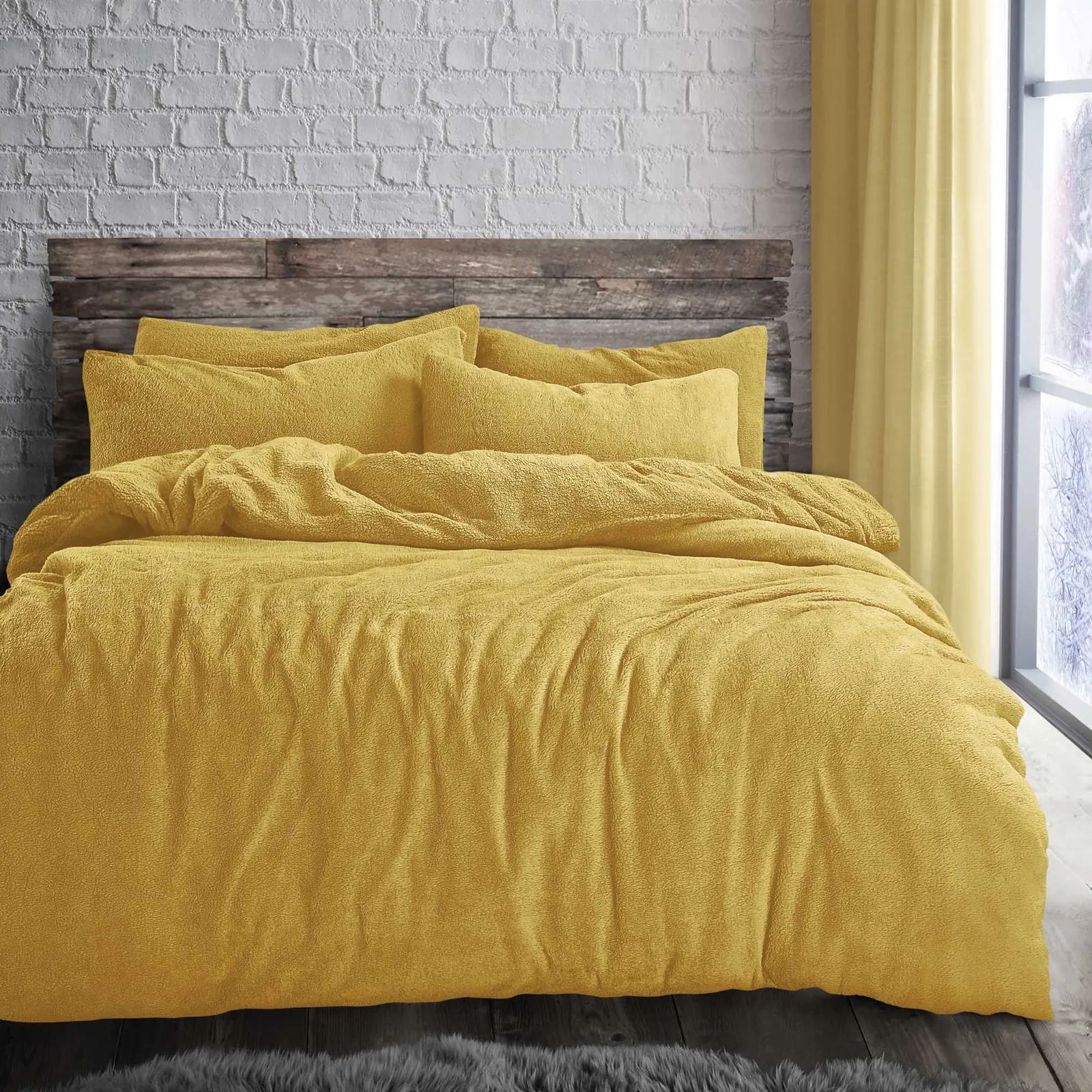 Velosso Plain Teddy Warm & Cosy Duvet Cover & Pillowcase Set in Yellow