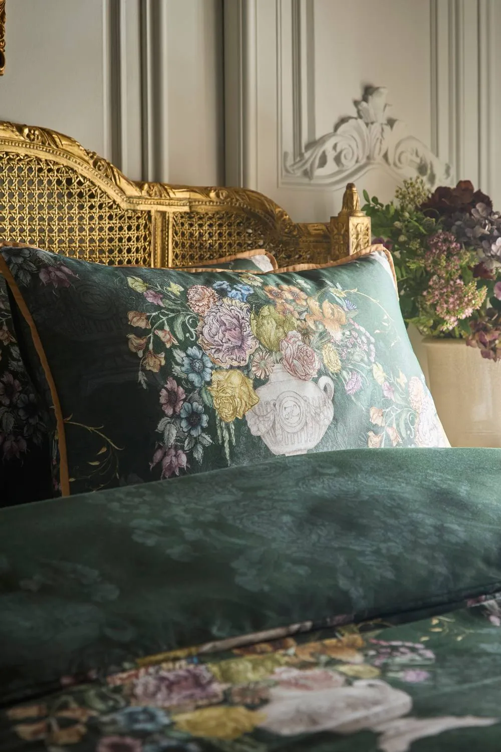 Laurence Llewelyn-Bowen 'Tuscan Holiday' 100% Cotton Duvet Cover Set in Green 2