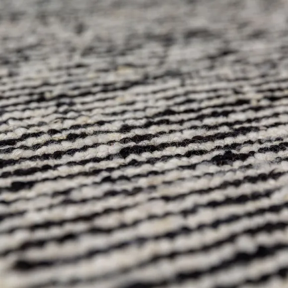 Bodie Border Boucle Wool Rug 2