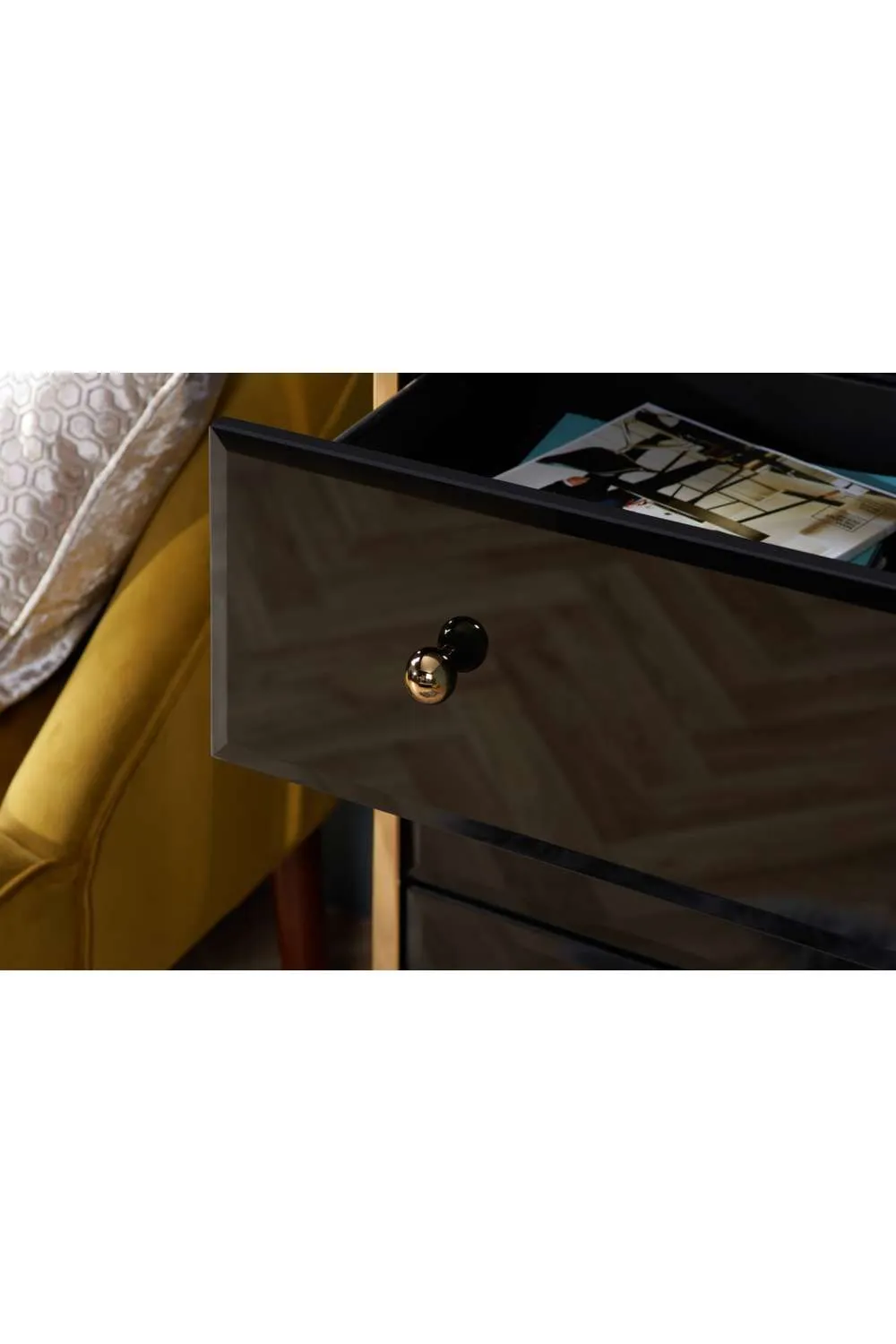 Birlea Fenwick 4 Drawer Chest Black & Gold 4
