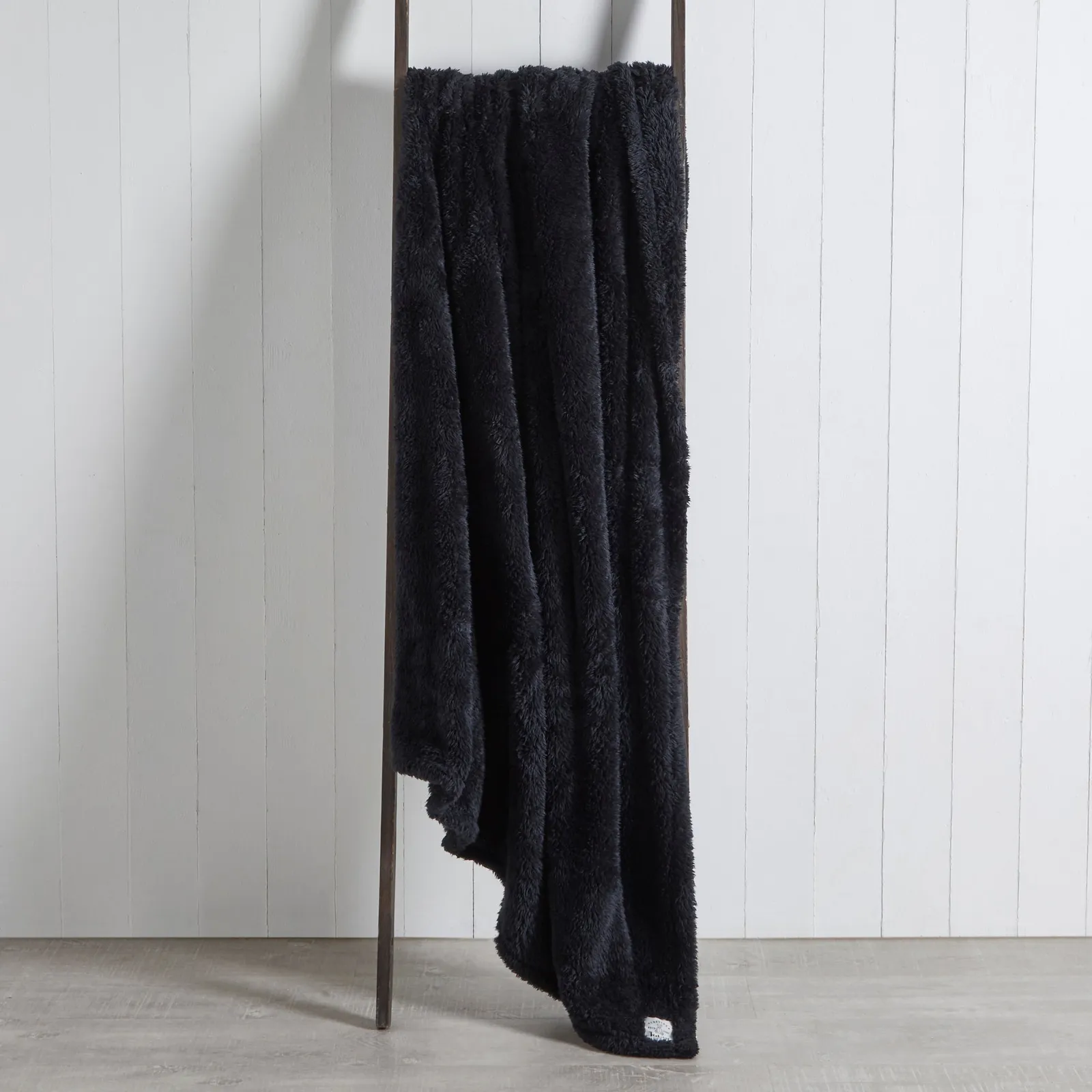 Teddy Bear Throw Black