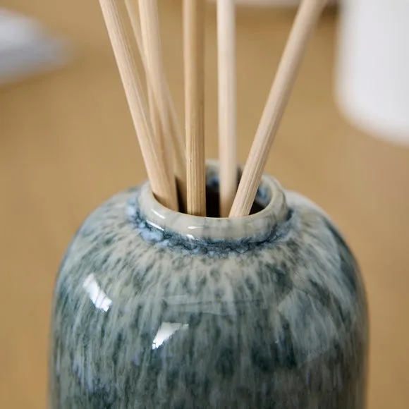 Churchgate Oud and Bergamot Diffuser 2