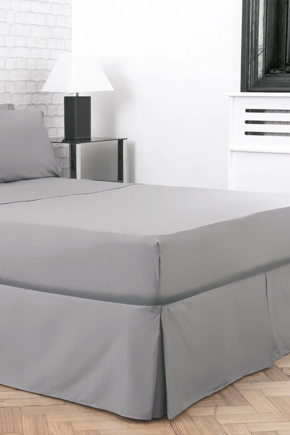 Belledorm Easy Care 200 Thread Count Cotton Polyester Percale Platform Valance in Light Pink 2