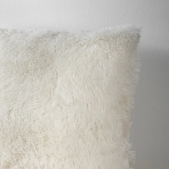 Catherine Lansfield Cuddly Square Cushion 2