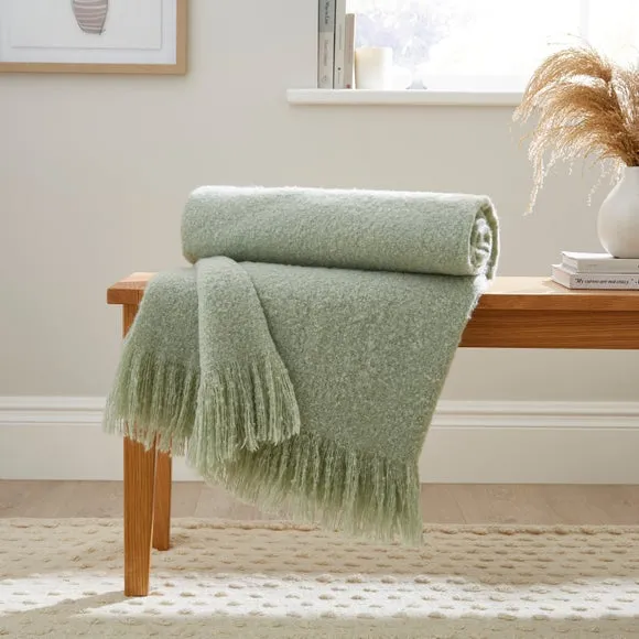 Brushed Boucle Throw Blanket 1
