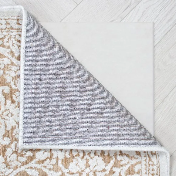 Velora Traditional Rug 3