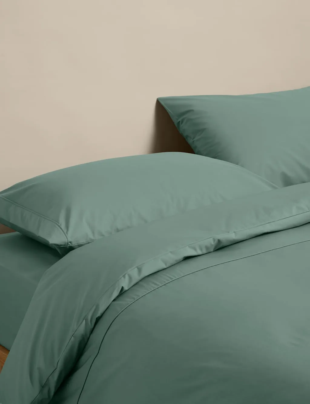 M&S Egyptian Cotton 230 Thread Count Crisp Bedding Set Smokey Green