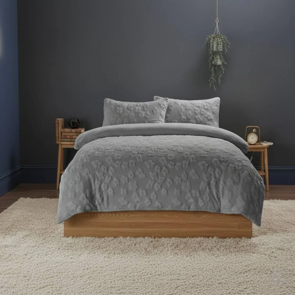 Snug City Ultra Soft Teddy Duvet Cover Set Daisy Embossed Cozy Fleece Bedding in Silver