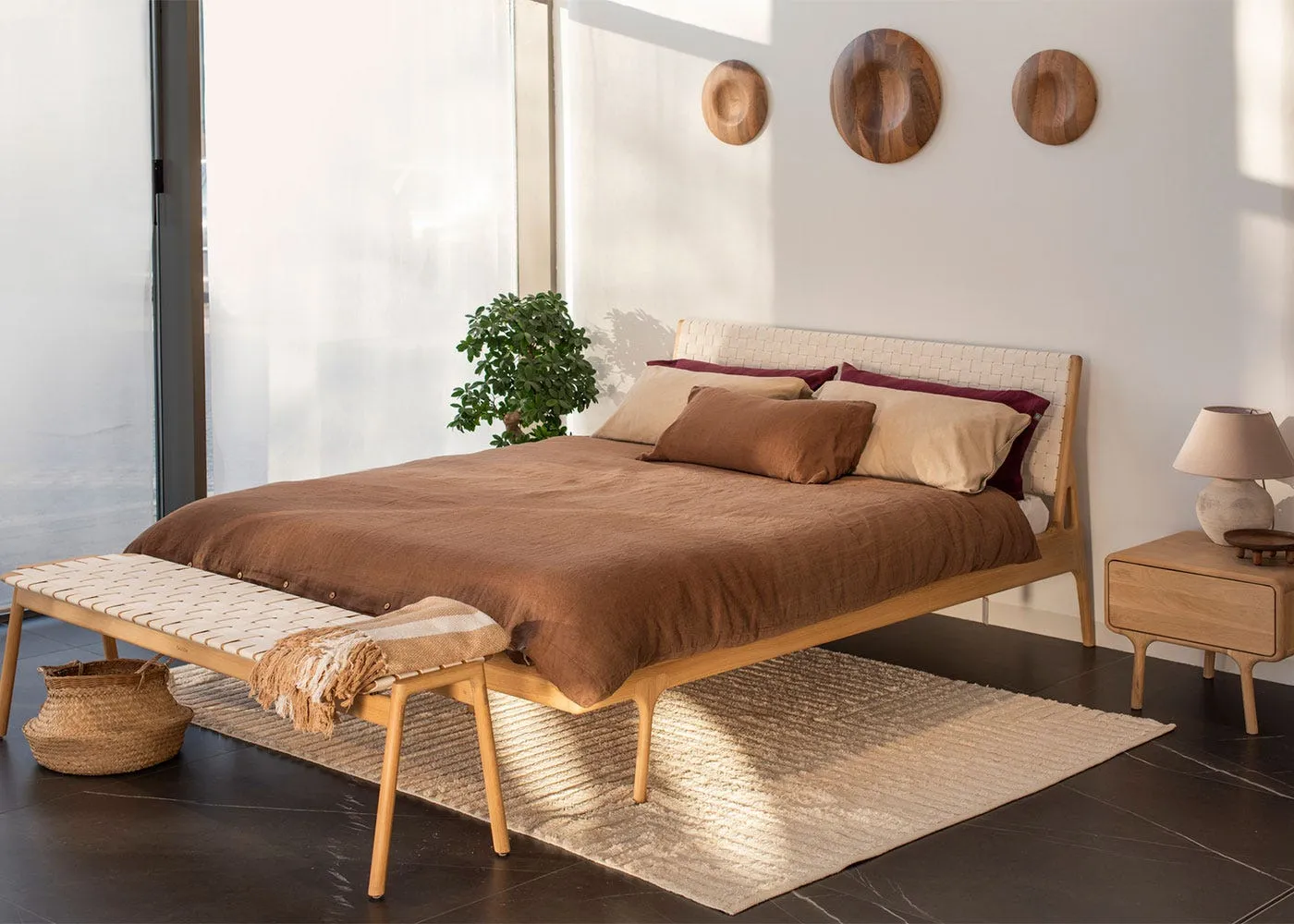 Gazzda Fawn King Bed Oak White Cotton Webbing 3