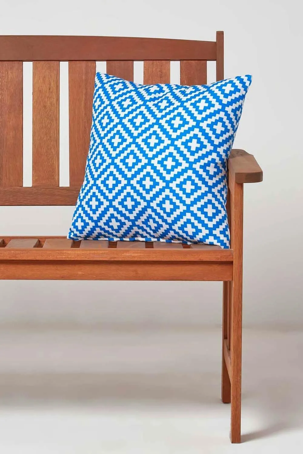 Homescapes Luxury Waterproof Blue Geometric Outdoor Cushion 45 x 45 cm, Set of 2 3