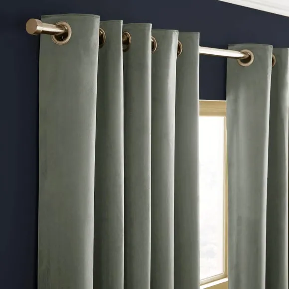 Luxe Velour Eyelet Curtains (Blackout Available) 1