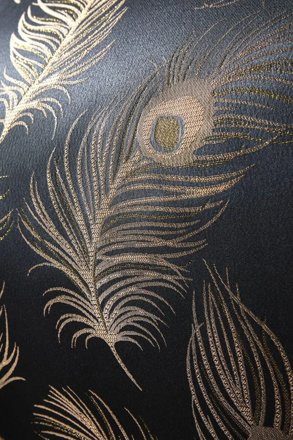 Laurence Llewelyn-Bowen 'Dandy' Decadent Metallic Feather Design Duvet Cover Set in Black 2