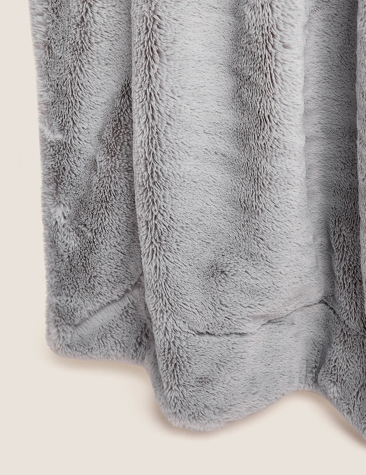 M&S Supersoft Faux Fur Throw