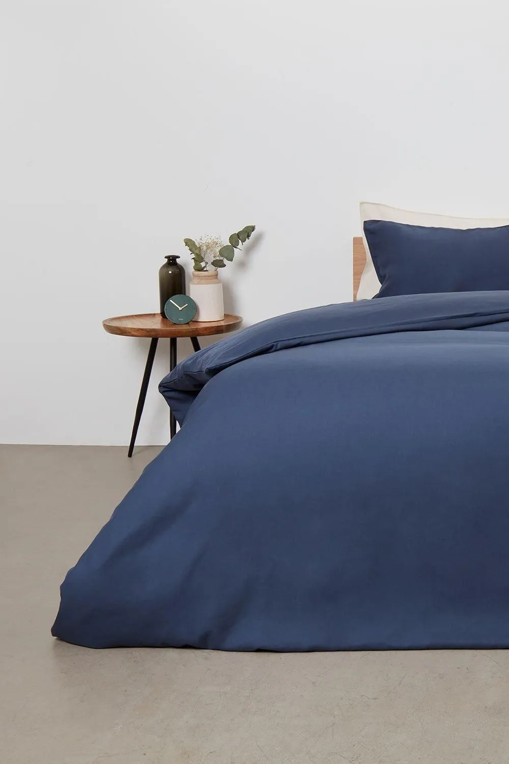 Panda London Panda Bamboo & French Linen Duvet Cover in Navy