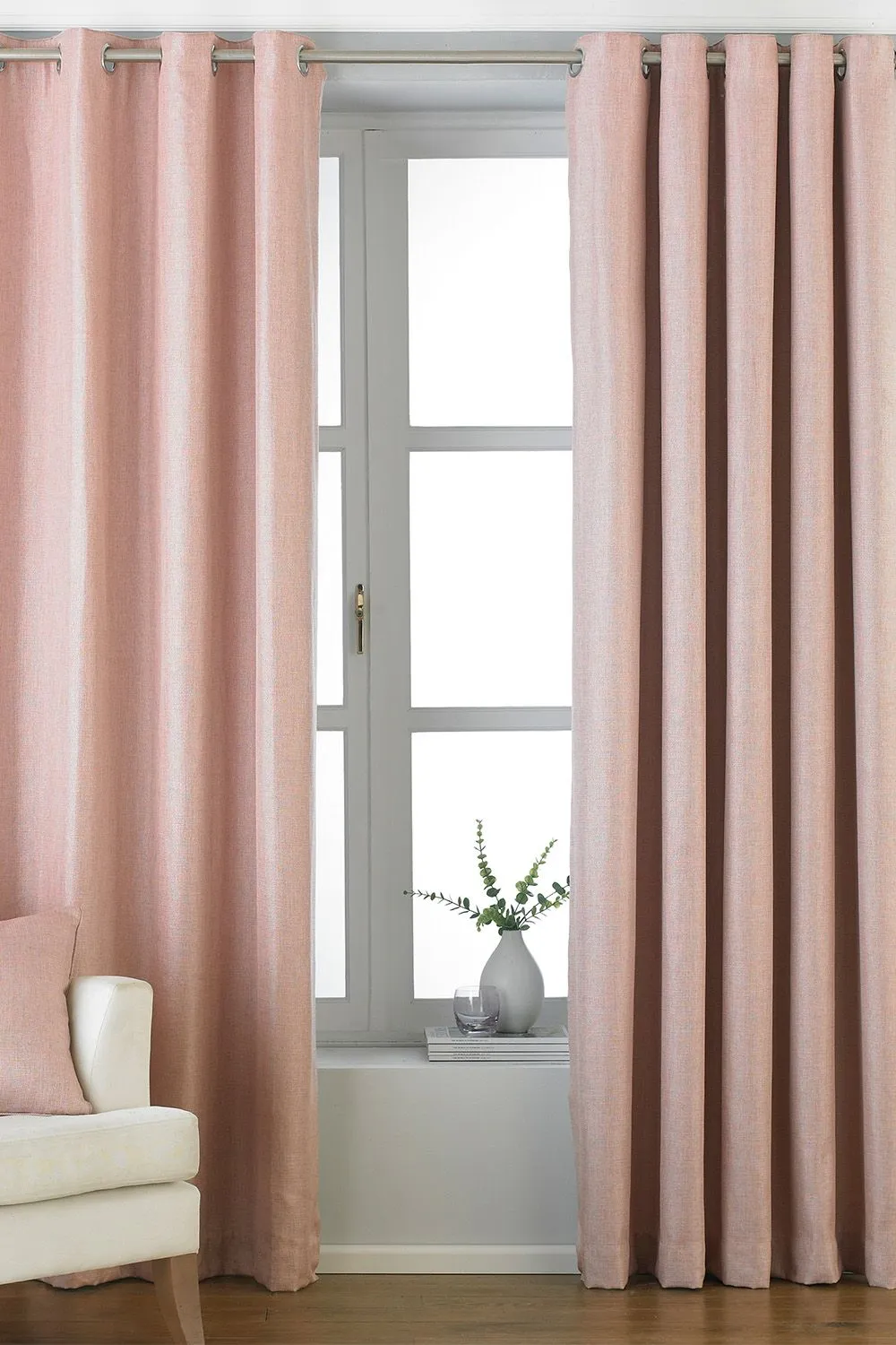 Paoletti Atlantic Twill Woven Eyelet Curtains in Baby Pink