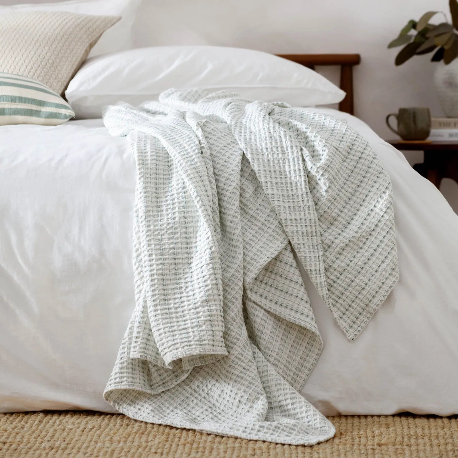 Yard Waffle 100% Cotton Textured Bedspread in Light Green 1