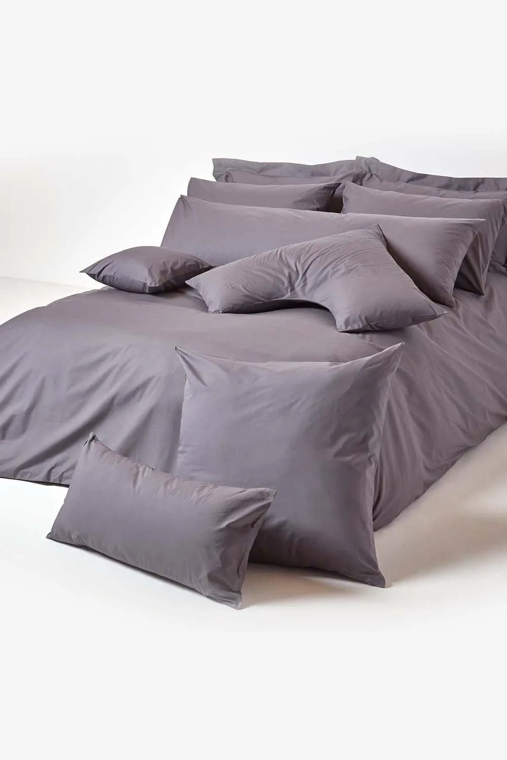 Homescapes Egyptian Cotton Housewife Body Pillowcase 200 TC in Dark Grey 5
