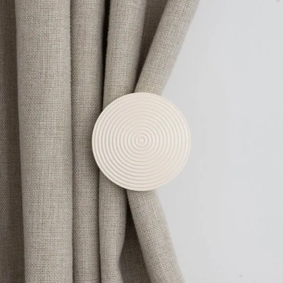 Trinity Ribbed Metal Curtain Dresser 2