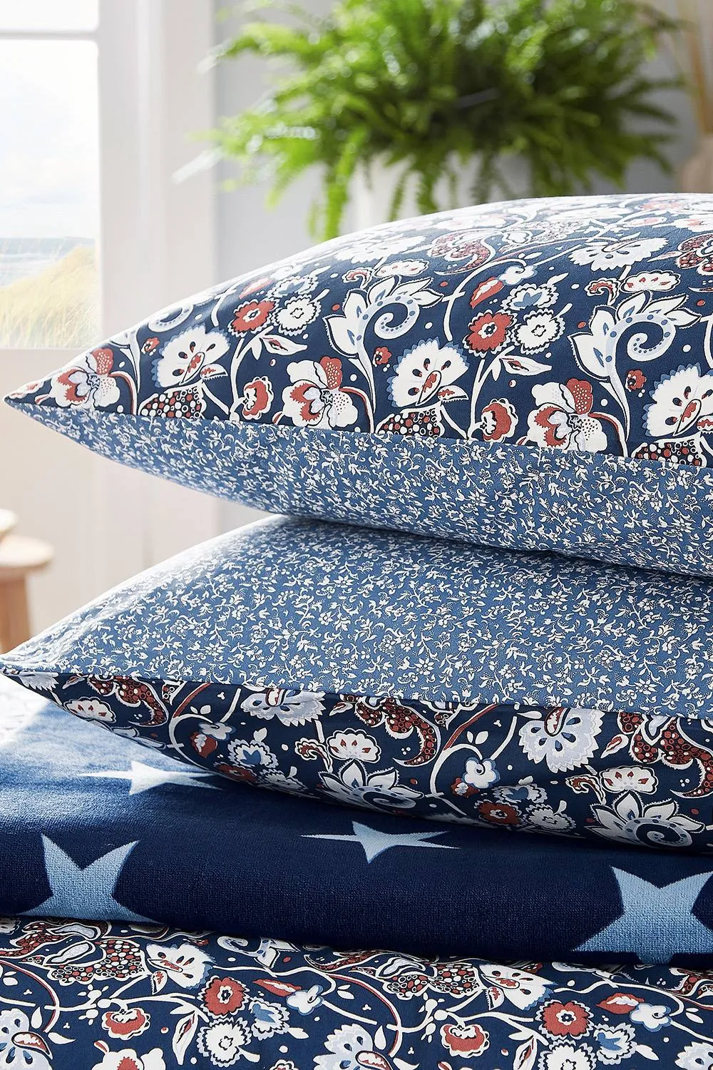 Helena Springfield 'Lawrence' Cotton Duvet Cover Set in Navy 5