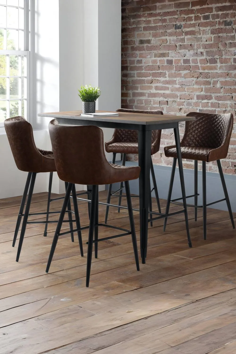 Julian Bowen Luxe Diamond Quilted Upholstered Bar Stool (Set of 2) in Brown 2