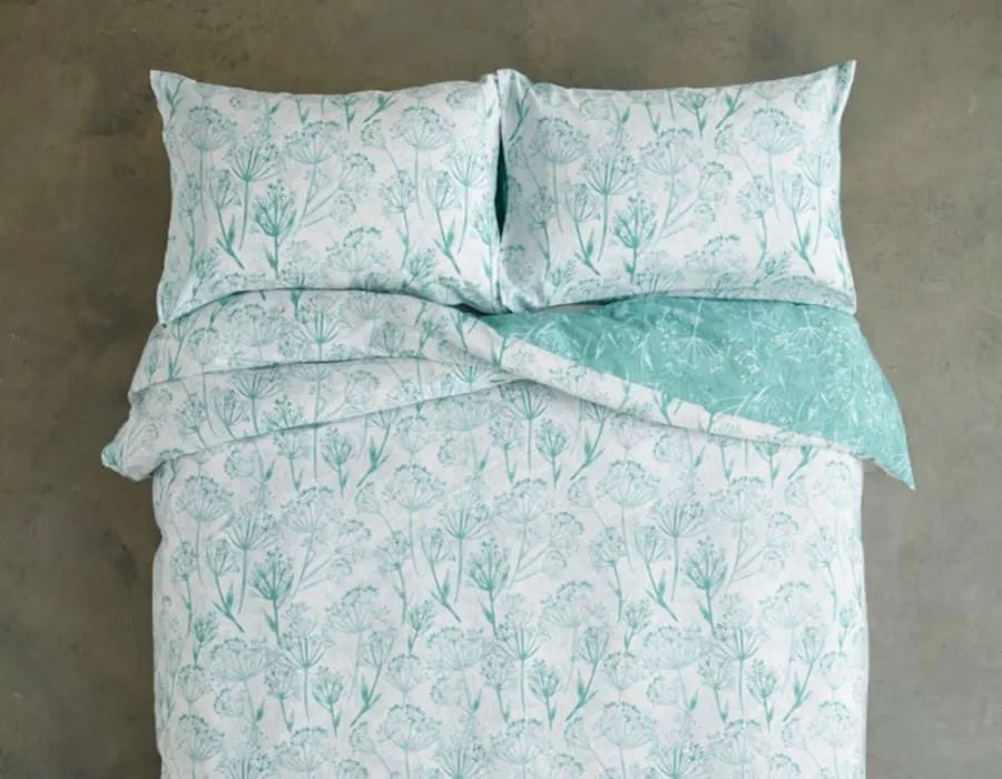 Deyongs Cow Parsley Cotton Rich Duvet Cover Set - Printed 200 Thread Count Soft Bedding in Green 4