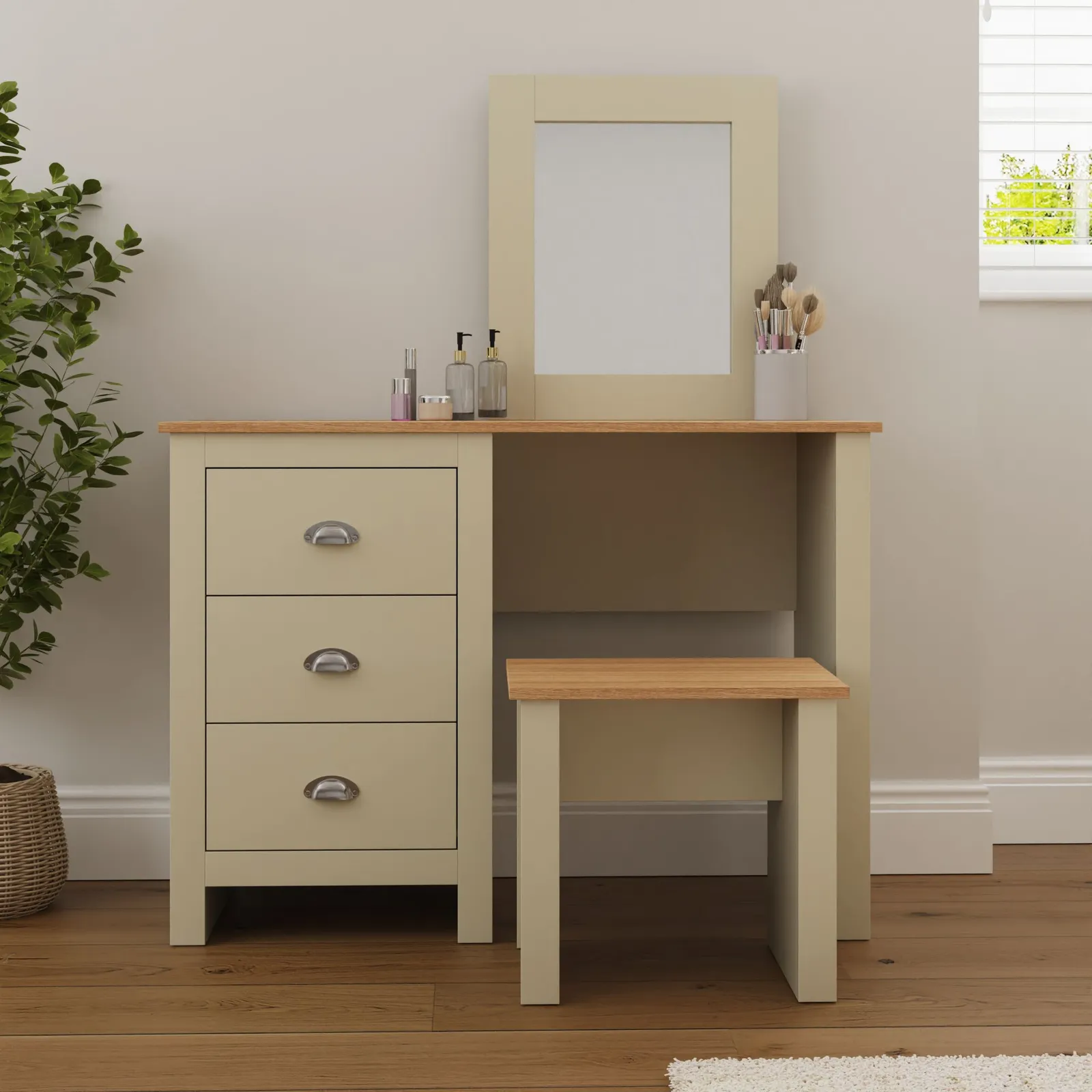 GFW Lancaster Dressing Table Set in Cream 1