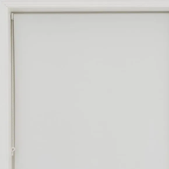 Blackout Moisture Resistant Roller Blind 5