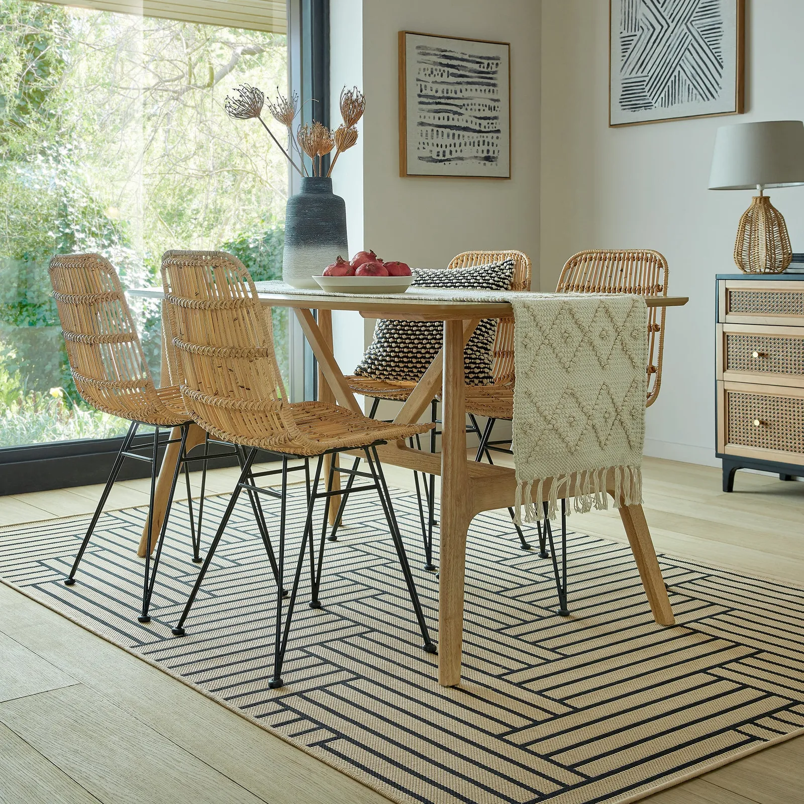 Linear Indoor Outdoor Rug Linear Beige and Black
