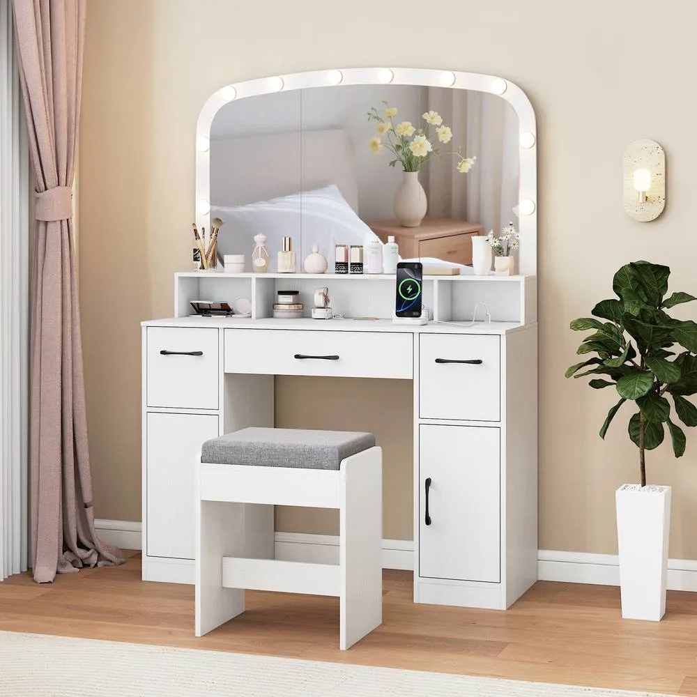 Costway Modern Dressing Table w/Stool Vanity Desk Makeup Table w/Mirror Lights in White