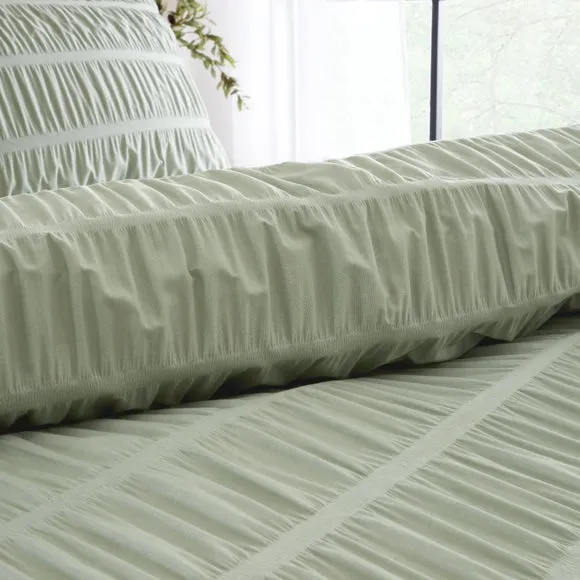 Catherine Lansfield Seersucker Reversible Duvet Cover & Pillowcase Set 3