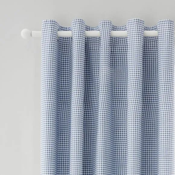 Catherine Lansfield Lucie Floral Reversible Eyelet Curtains 4