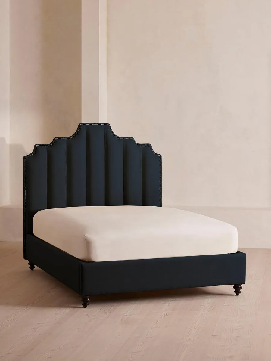 Gerrard Bed, Emperor, Linen, Indigo
