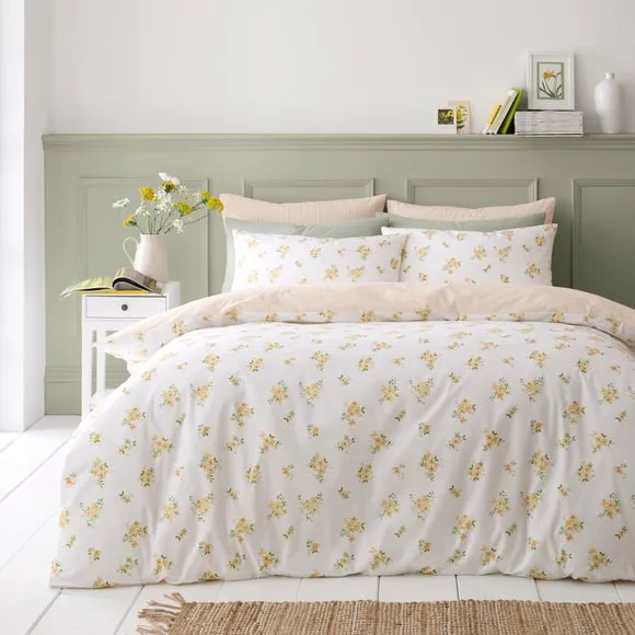 Hailey Ditsy Duvet Cover and Pillowcase Set 1