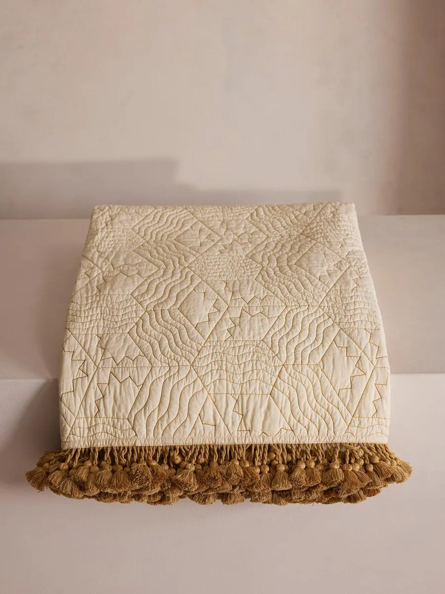 Callington Bedspread, 230 x 230cm