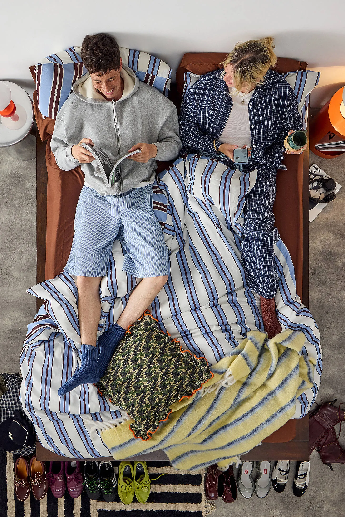 Contrast Stripe Reversible Duvet Set - Blue