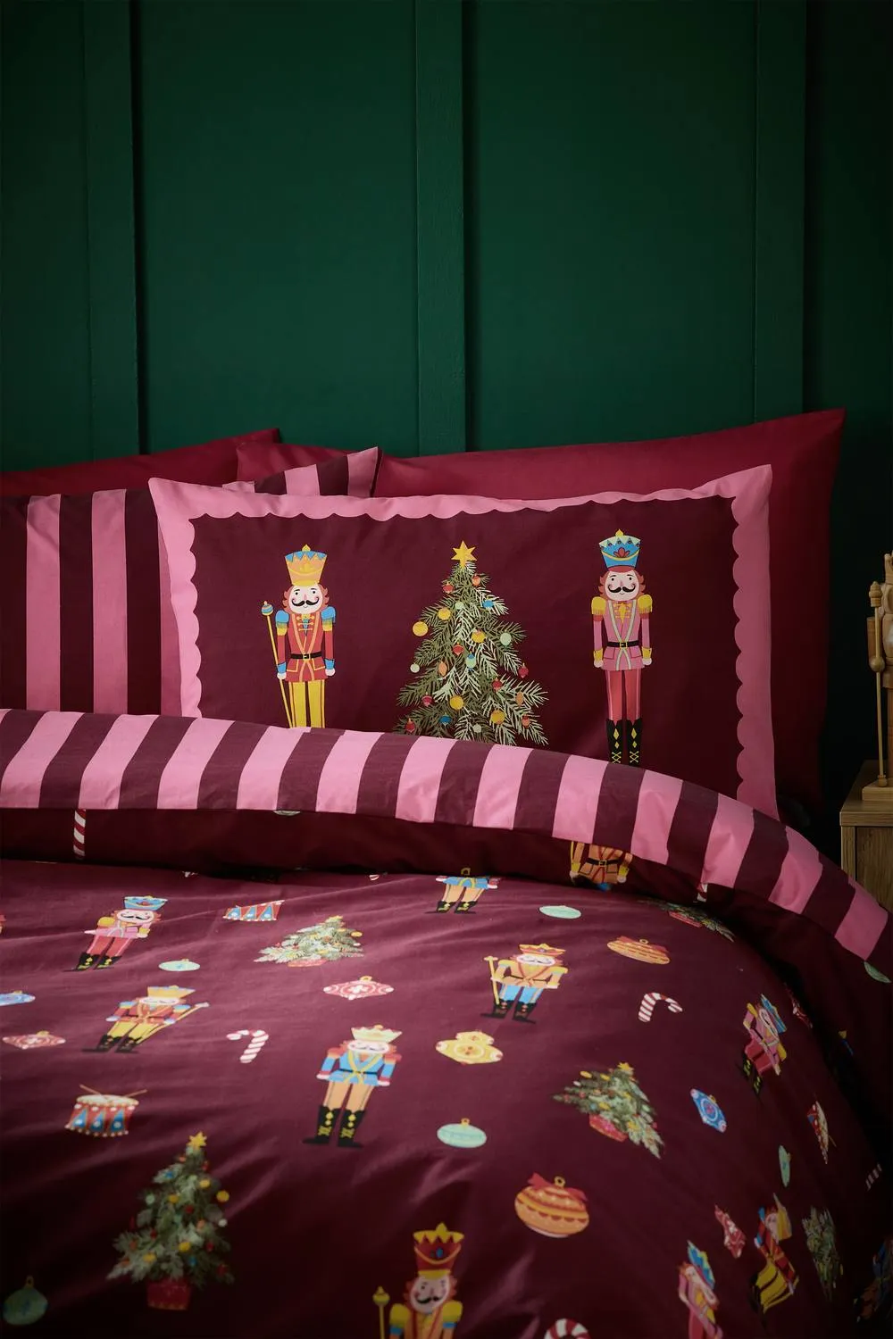 Catherine Lansfield 'Christmas Nutcracker Stripe' Reversible Duvet Cover Set in Plum 3