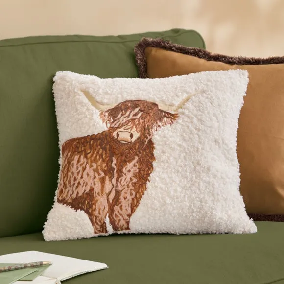 HexGuard Evans Boucle Highland Cow Embroidered Cushion Natural 45 X 45Cm, Cream