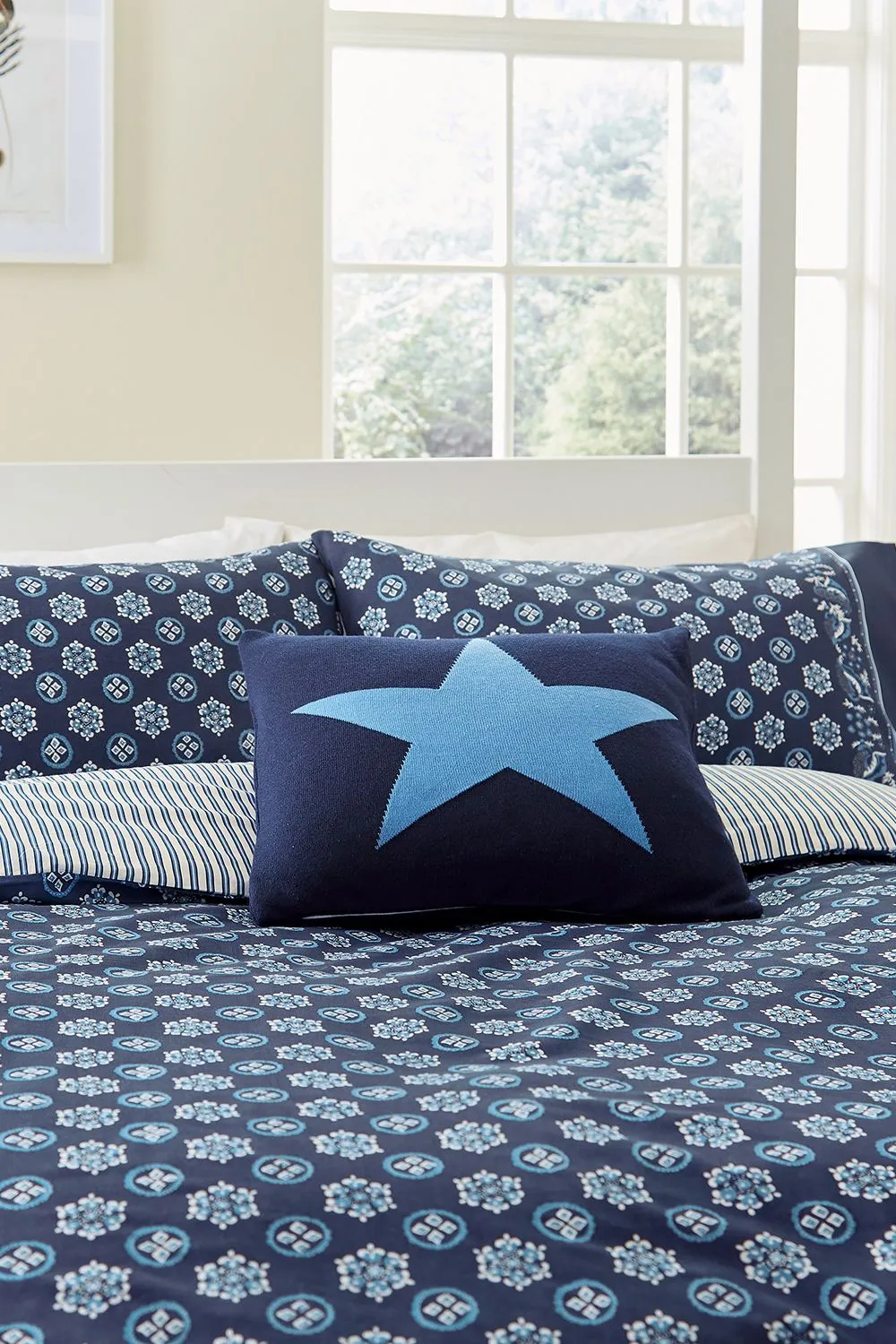 Helena Springfield 'Tobay' Cotton Duvet Cover Set in Navy 2