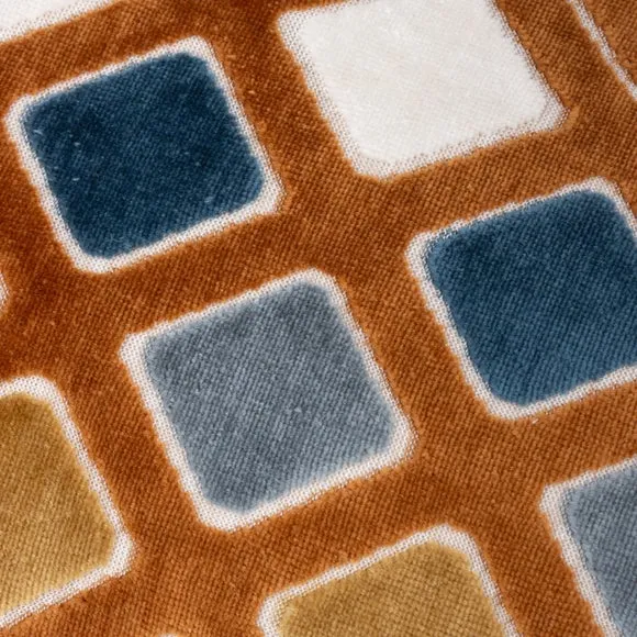 Furn. Metro Diamond Velvet Rectangle Cushion 2