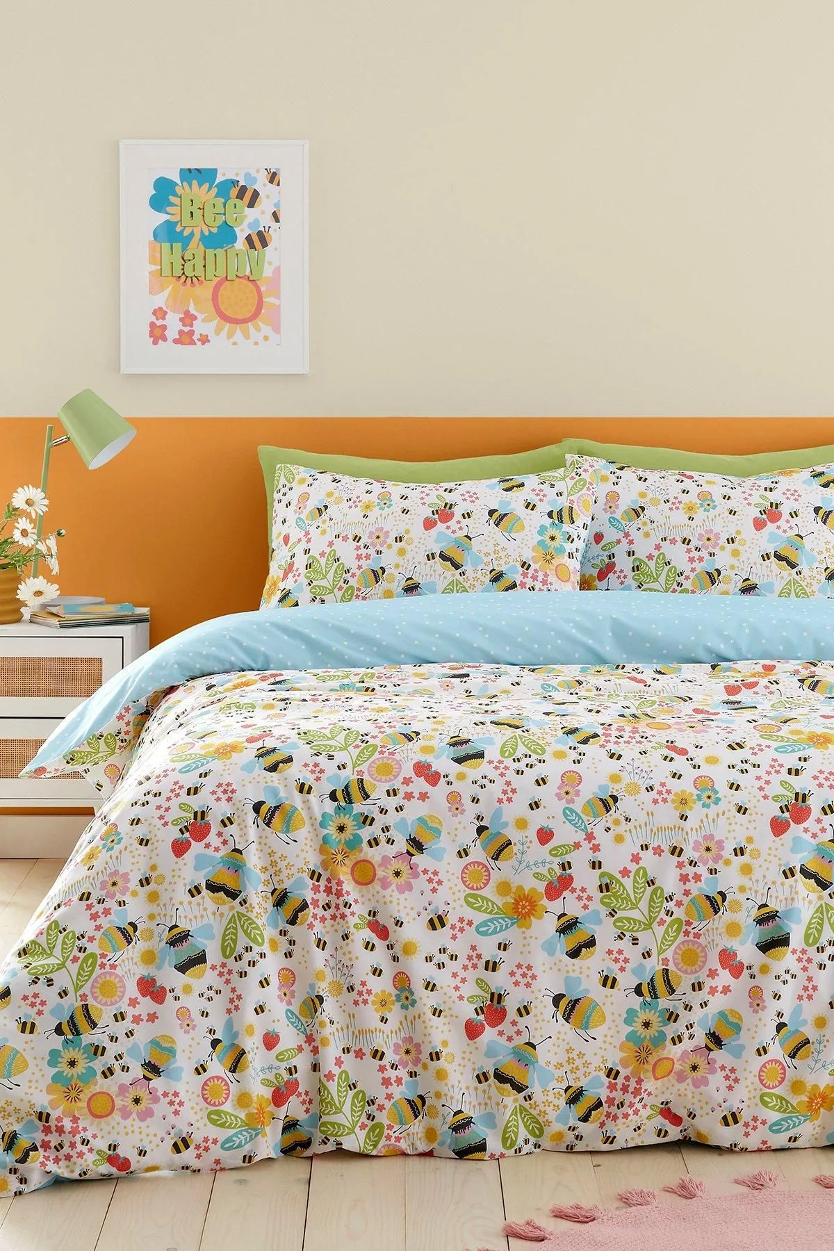 Fusion 'Buzzy Bee' Easycare Duvet Cover Set in Yellow