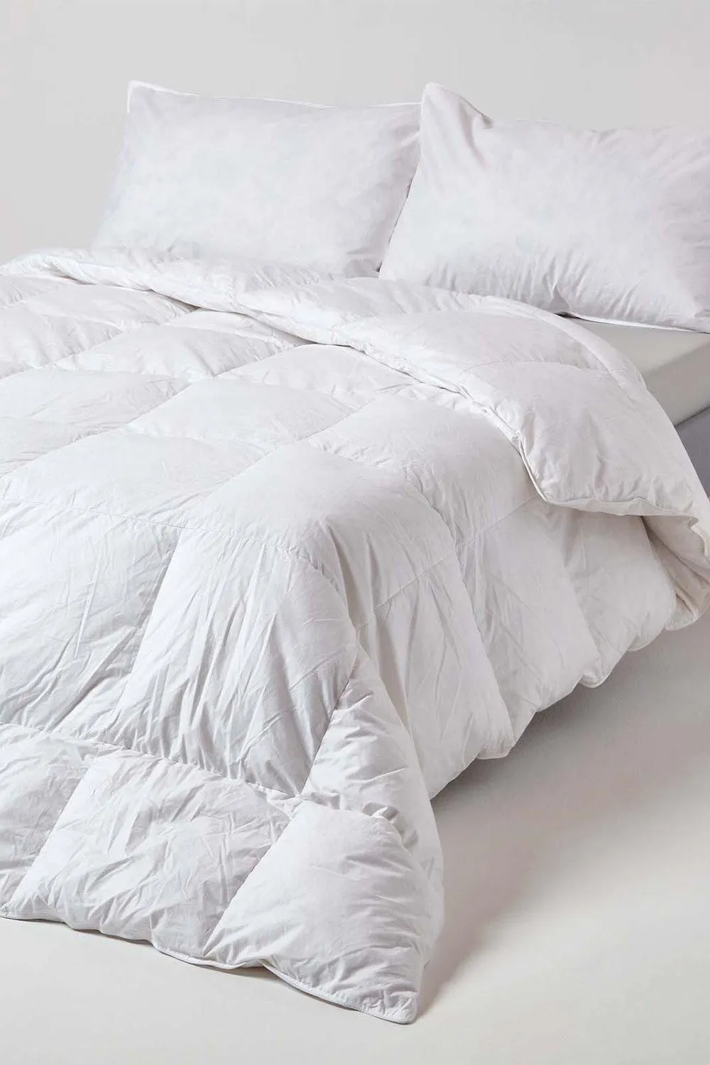 Homescapes Duck Feather & Down 15 Tog Winter Duvet in White