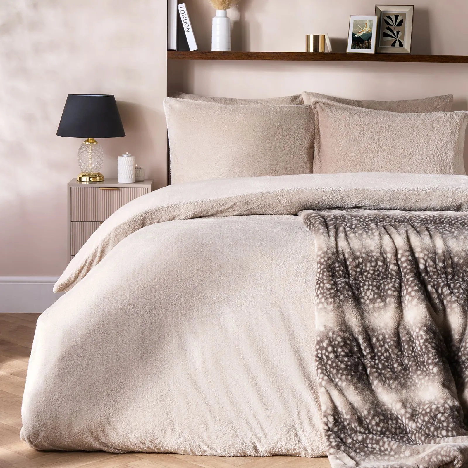 OHS Reversible Teddy Duvet Cover with Pillowcase in Beige