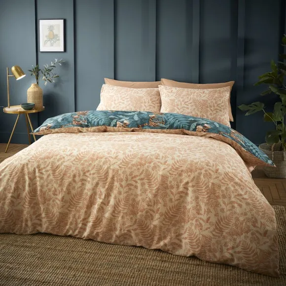 Catherine Lansfield Tropic Tiger Leaf Reversible Green Duvet Cover & Pillowcase Set 3